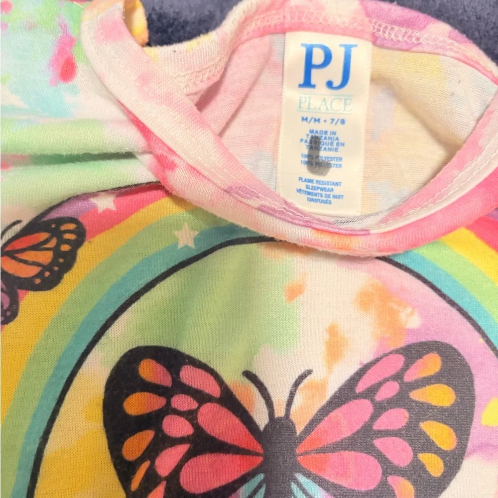 Girls Sleep shirt/short combos size (7/8)